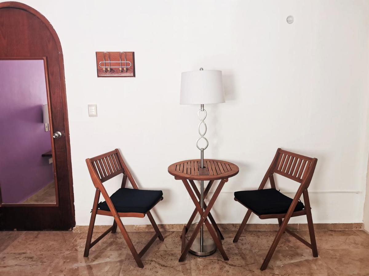 Hotel Casa Mallorca Канкун Екстер'єр фото